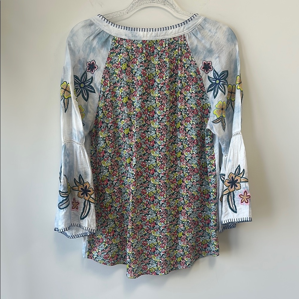 John•Mark Sz Small Embroidered Blue and White 3/4 Sleeve Boho Blouse - Picture 7 of 12